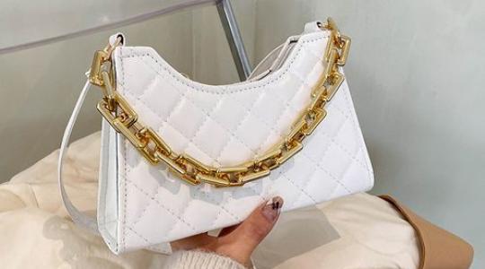 We're Crushing Hard on Summer's 10 Biggest Bag Trends